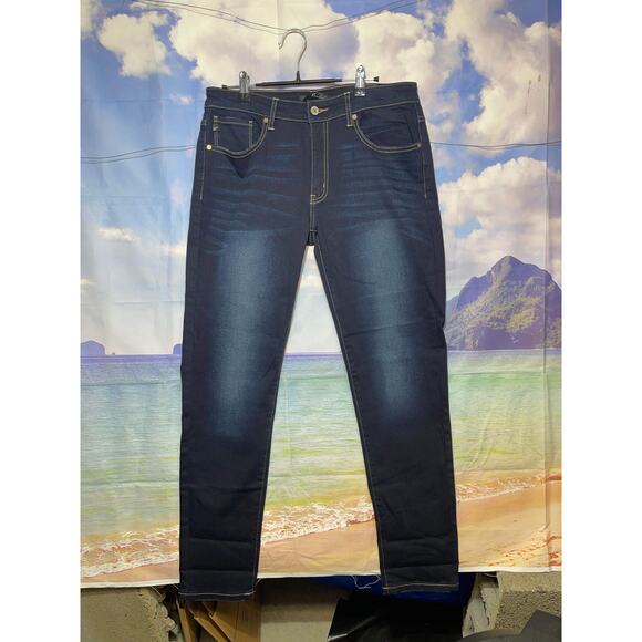 KanCan Women's Mid Rise Basic Skinny Jeans Size 30 - Picture 1 of 9